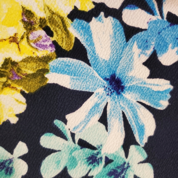 Gorgeous Unique Floral Navy Dress 1X - Picture 4 of 5